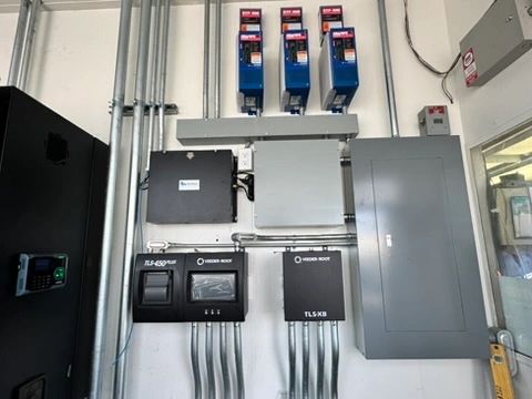 Mobile fuel polishing rig servicing a marina tank in Oxnard
